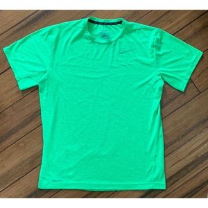 Nike Men’s Dri-Fit Green T Shirt Medium